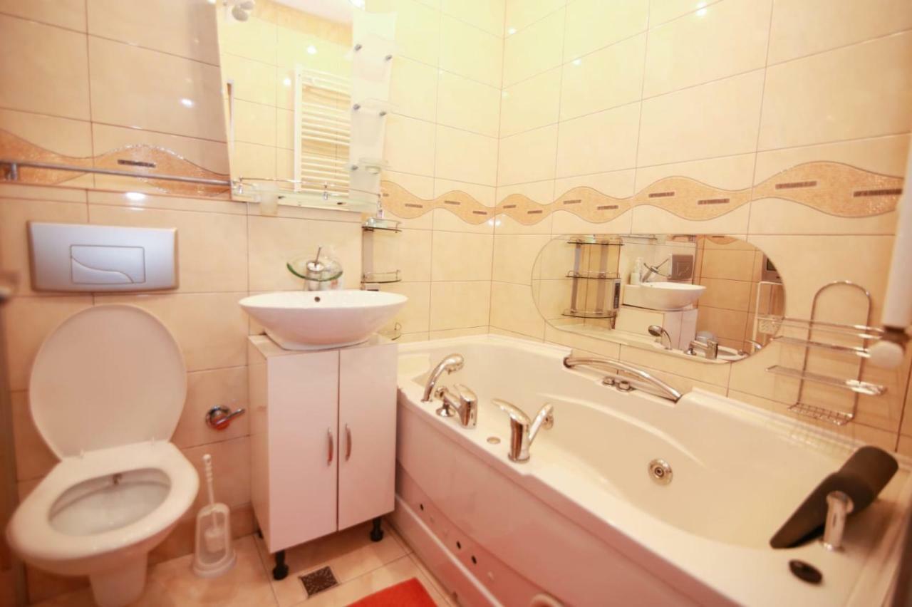 Apartament Happynest プレデアル エクステリア 写真